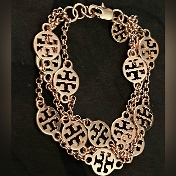 🆕 Tory Burch Authentic Rose Gold Signature Logo 3 Strand Logo Bracelet - Picture 5 of 14